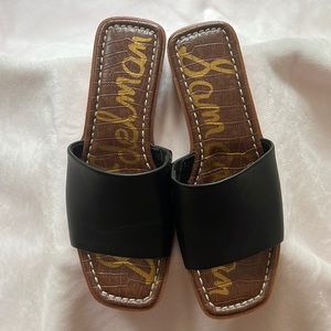 Beautiful black leather Sam Edelman size 6 sandals